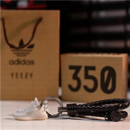Yeezy Boost 350 V2 White Cream 3D Mini Sneaker Keychains with Box and Bag